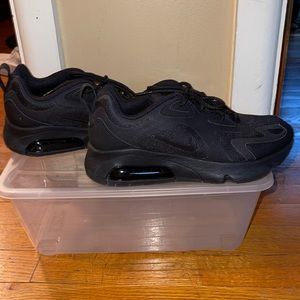 Nike Black Air Max 200 Trainers